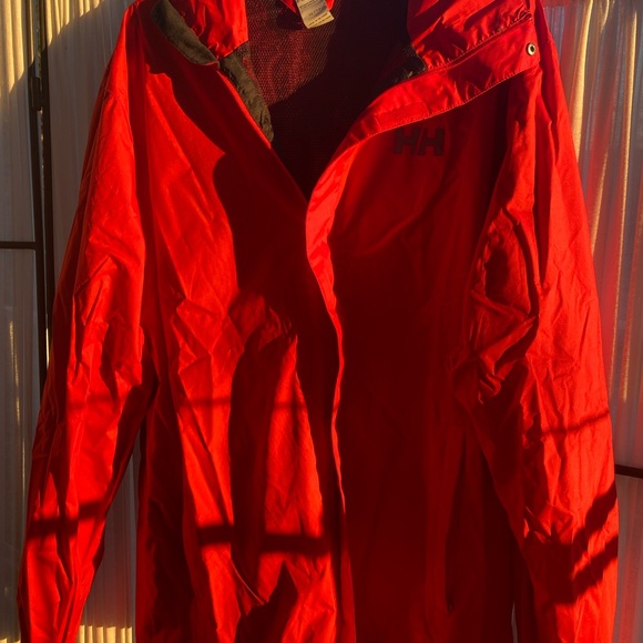 NWOT- HELLY Hansen hooded rain jacket, red, MENS, XL - Picture 7 of 11
